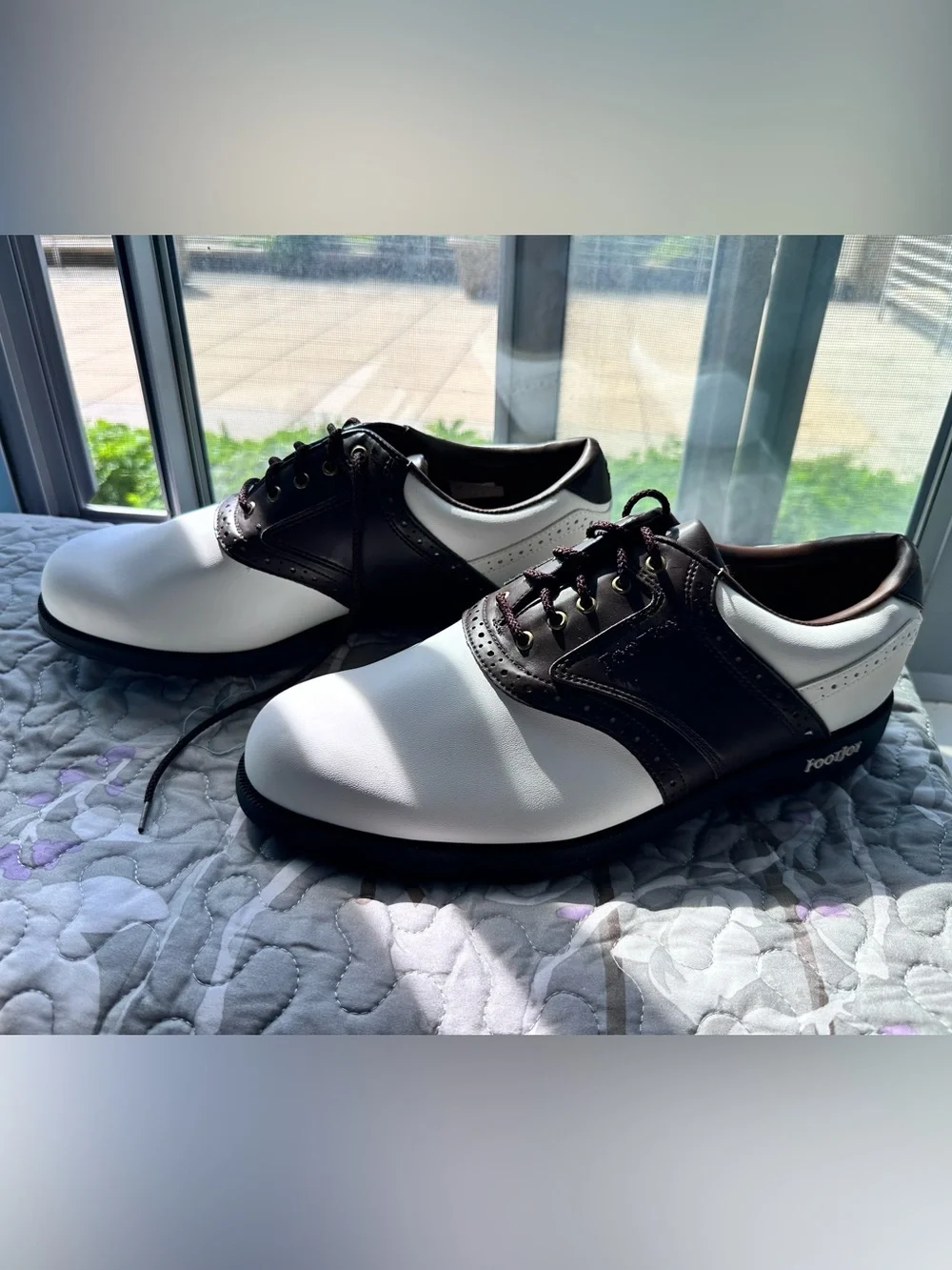 FootJoy Men’s White and Brown Two-Tone Golf Oxfords